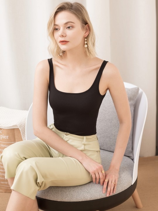 URBANIC
Black Solid Tank Top